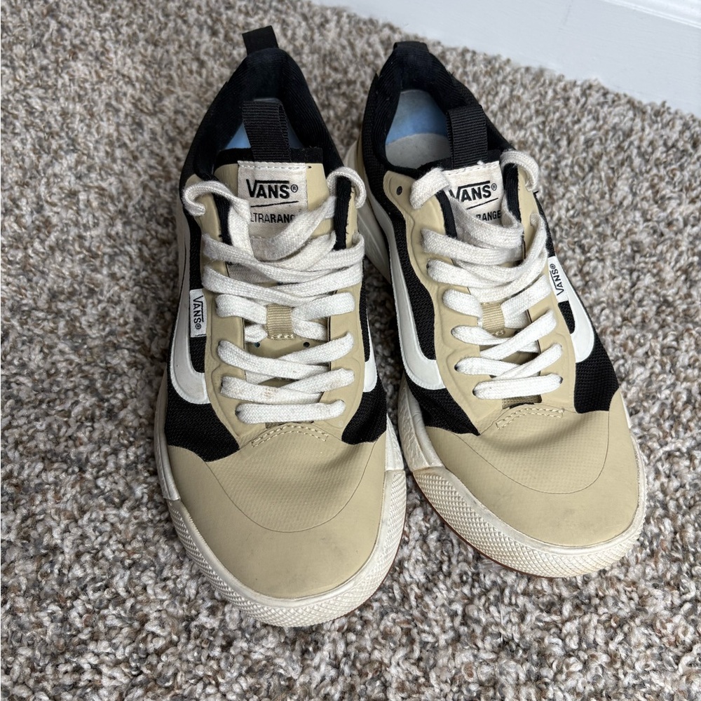 Vans Ultra range Tan and Black Shoes - Picture 2 of 6